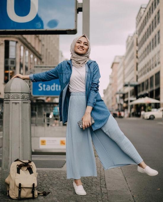 13 Inspirasi Style Baju Oversize Wanita Terbaru 2022 Hai Gadis