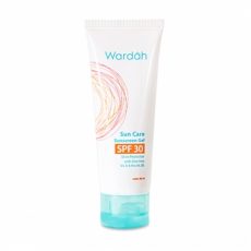 Produk kosmetik Wardah terpopuler - Wardah Sunscreen Gel SPF 30
