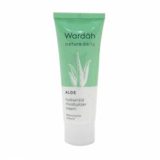 Produk kosmetik Wardah terpopuler - Wardah Aloe Hydramild Moisturizer Cream
