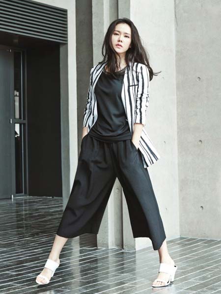 Fashion style ala Son Ye Jin