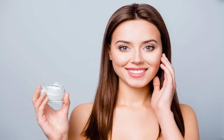 Kenali Kandungan Kosmetik yang Menyebabkan Flek Hitam Skincare Terbaik untuk Menghilangkan Flek Hitam