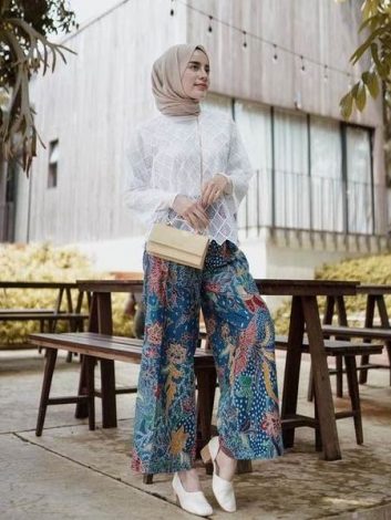 Celana Kulot Bahan Batik