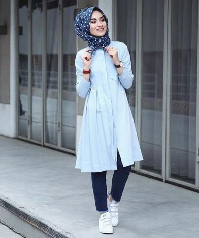 27 Model Tunik Terbaru 2022 Untuk Hijaber Agar Tampil Modis