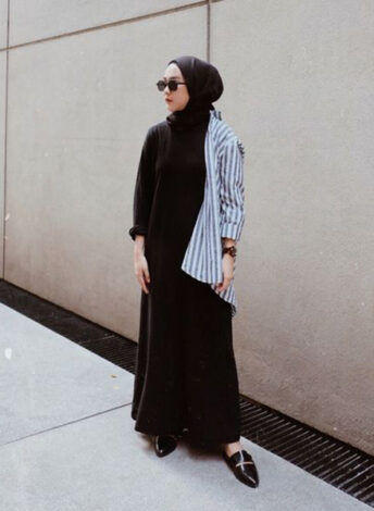 OOTD dress hitam hijab