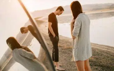 Tanda-Tanda Jika Si Dia Sudah Tidak Cinta dan Sayang Kamu
