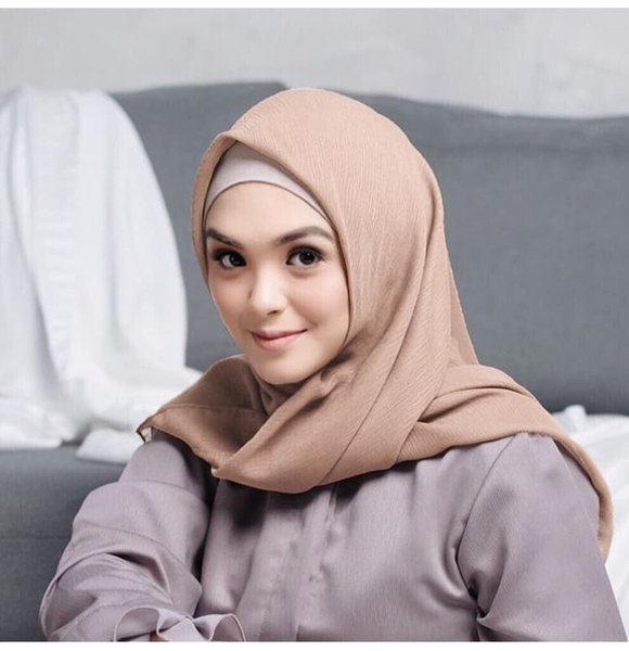 rekomendasi warna hijab kekinian