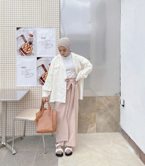 ootd outer putih hijab kekinian